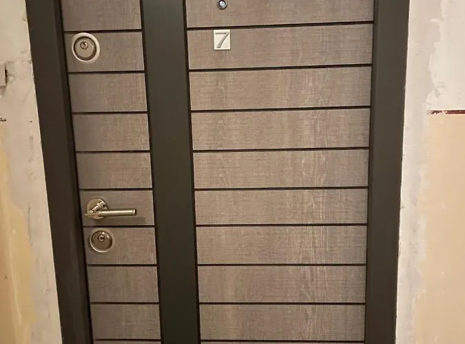 Pinului * Κραϊόβα